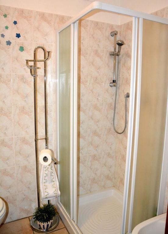 Augusta Taurinorum B&B Торино Стая снимка